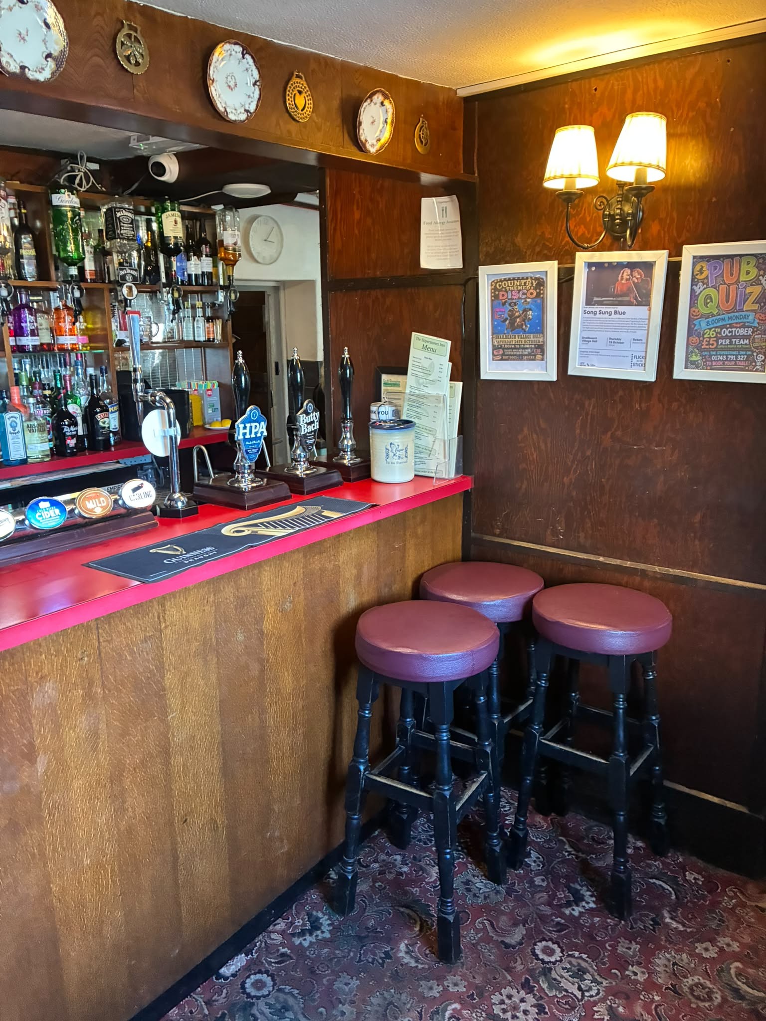 Left Hand Servery.  by Ellie Hudspith